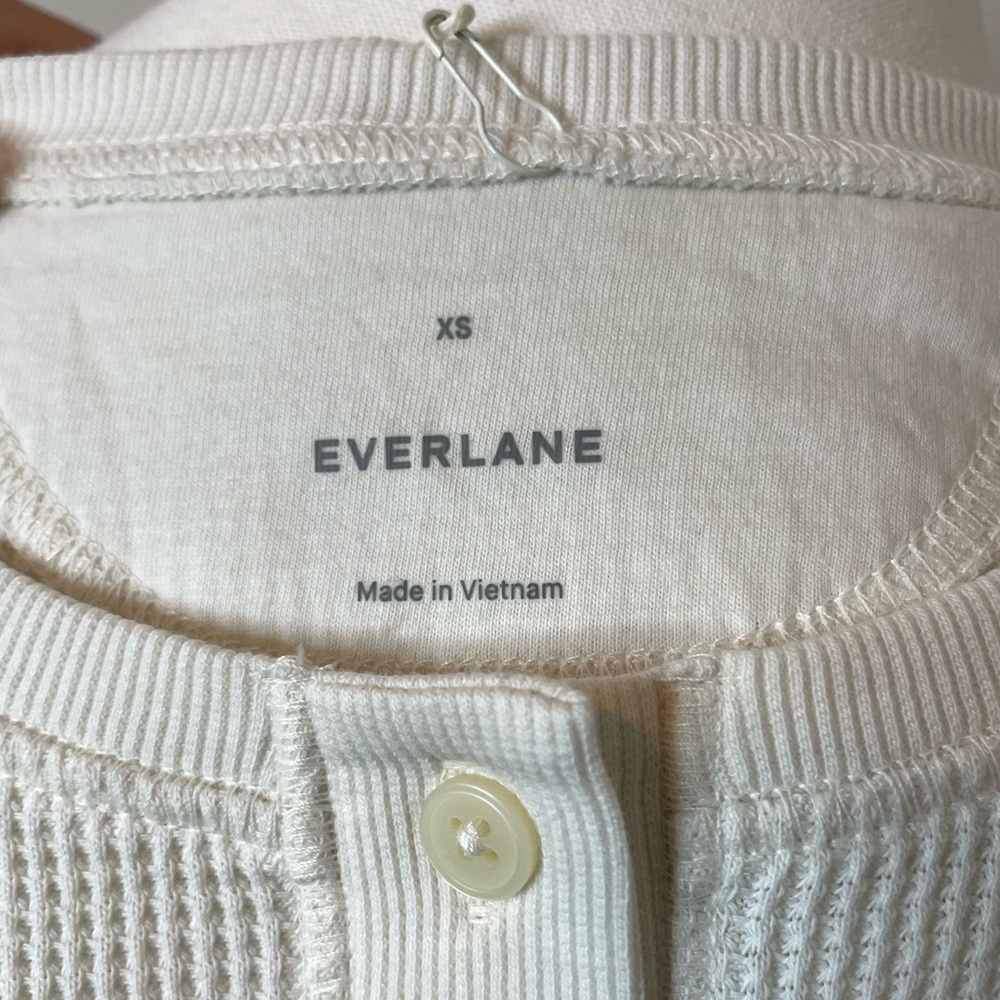 NWT Everlane The Waffle Henley Long Sleeve Top - Picture 10 of 13